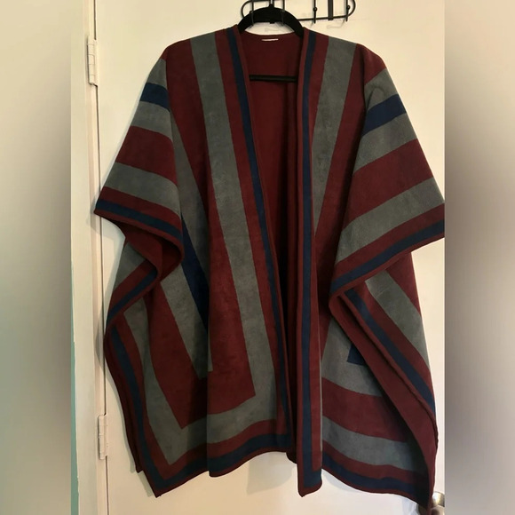 Woolrich Maroon Navy Grey Striped Blanket‎ Poncho Reversible Polyester OS Fleece - Picture 1 of 5